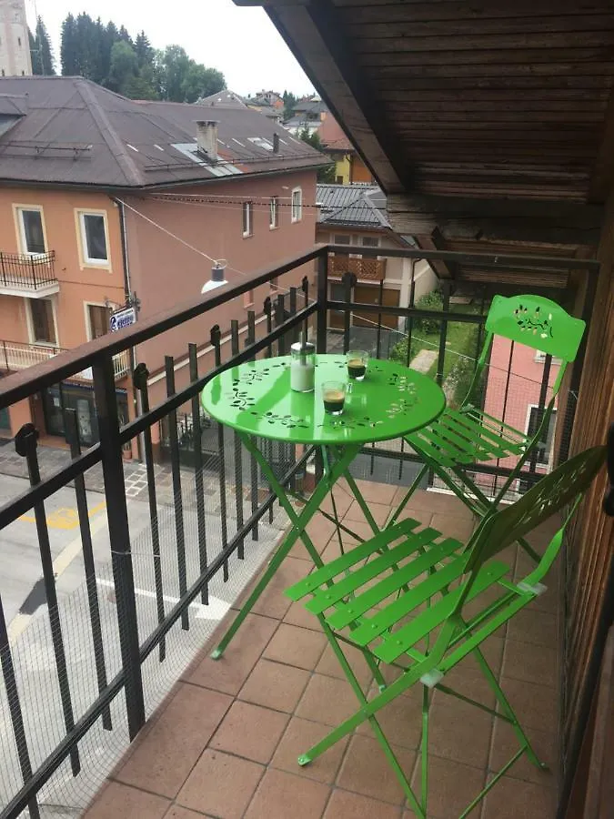 La Mansardina In Centro Asiago